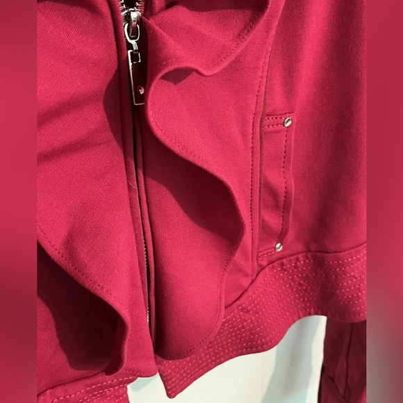 White House Black Market Red Motto Zip Jacket size 12 GUC, and skirt size 10 EUC - Picture 3 of 12